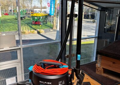 Nilfisk VP300R HEPA EU